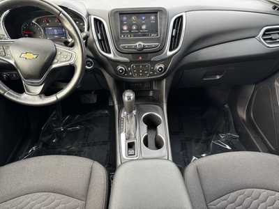 2021 Chevrolet Equinox, $20599. Photo 2