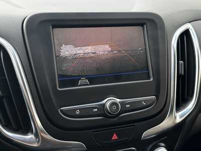 2021 Chevrolet Equinox, $20599. Photo 4