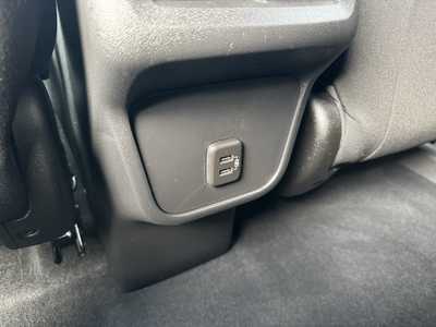 2021 Chevrolet Equinox, $20599. Photo 7