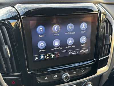 2023 Chevrolet Traverse, $30999. Photo 3