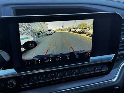 2025 Chevrolet 3500 Crew Cab, $72499. Photo 4