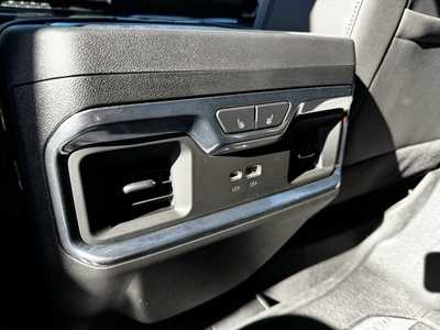 2025 Chevrolet 3500 Crew Cab, $72499. Photo 8