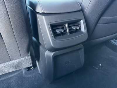 2026 Chevrolet Equinox, $29495.0. Photo 7