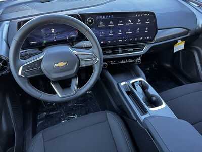 2026 Chevrolet Equinox, $29495.0. Photo 8