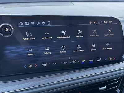 2026 Chevrolet Suburban, $78190.0. Photo 3