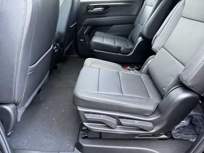 2026 Chevrolet Suburban, $78190.0. Photo 7