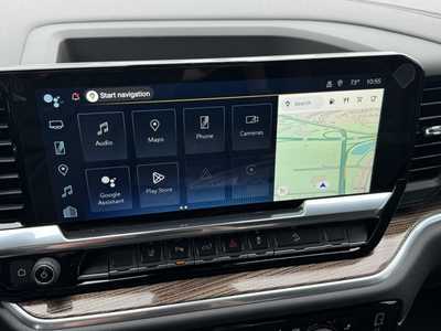 2025 Chevrolet 3500 Crew Cab, $62345.0. Photo 3