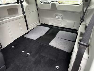 2014 Dodge Caravan, Grand, $13950. Photo 7