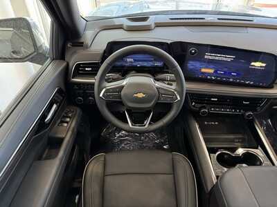 2026 Chevrolet Suburban, $83485.0. Photo 5