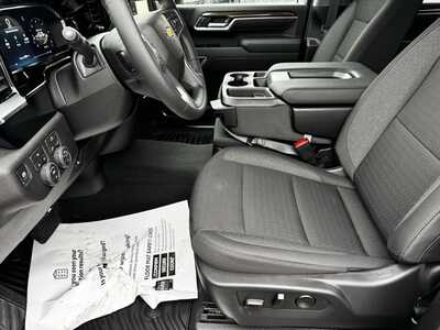 2026 Chevrolet 3500 Crew Cab, $59330.0. Photo 5