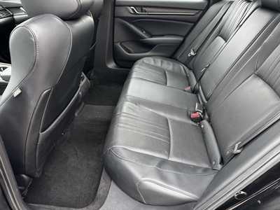 2018 Honda Accord, $16799. Photo 7