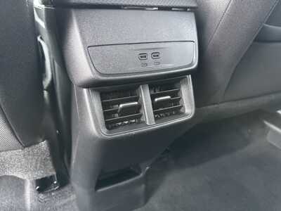 2026 Chevrolet Equinox, $31495.0. Photo 5