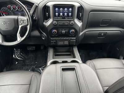 2021 Chevrolet 1500 Crew Cab, $29999. Photo 2
