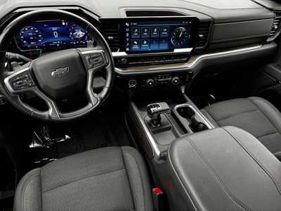 2023 Chevrolet 1500 Crew Cab, $48995. Photo 8