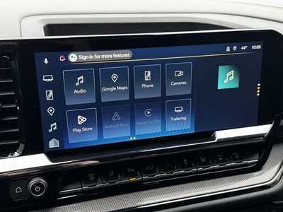 2024 Chevrolet 2500 Crew Cab, $73999. Photo 3