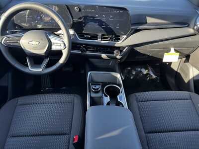 2026 Chevrolet Equinox, $31495. Photo 9