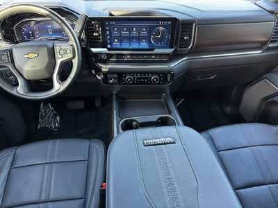 2024 Chevrolet 3500 Crew Cab, $65499. Photo 10