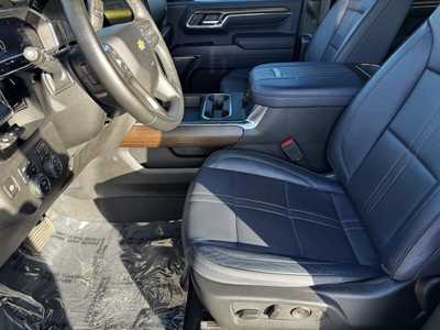 2024 Chevrolet 3500 Crew Cab, $65499. Photo 5