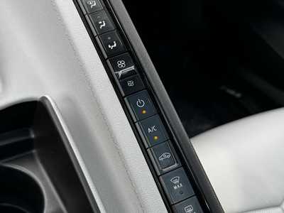 2021 Chevrolet Corvette, $62995. Photo 10