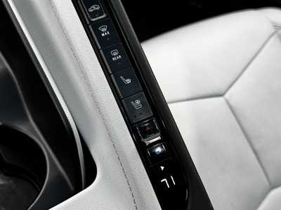 2021 Chevrolet Corvette, $62995. Photo 11