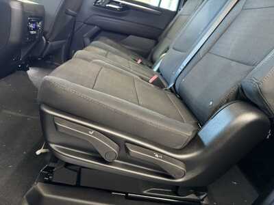 2026 Chevrolet Suburban, $67685.0. Photo 10