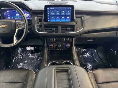 2023 Chevrolet Suburban, $52894. Photo 2