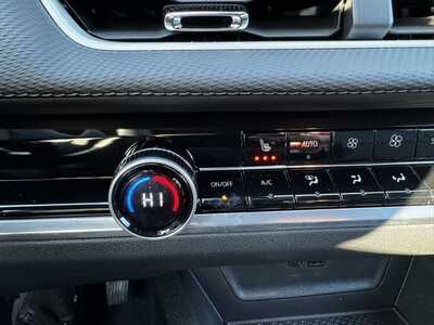 2026 Chevrolet Equinox, $34545.0. Photo 11