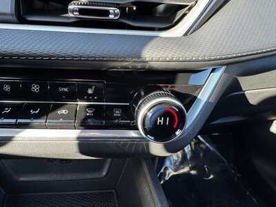 2026 Chevrolet Equinox, $34545.0. Photo 12