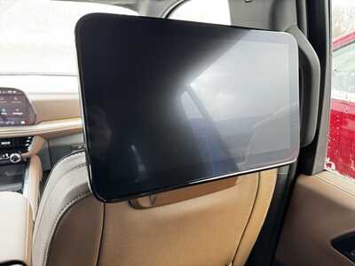 2026 Chevrolet Tahoe, $92680.0. Photo 10