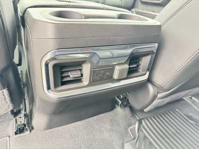 2022 Chevrolet 2500 Crew Cab, $53999. Photo 7