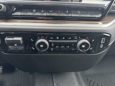 2026 Chevrolet 3500 Crew Cab, $71395.0. Photo 11