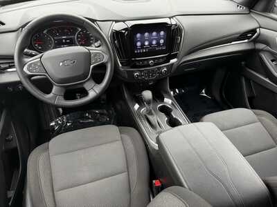 2023 Chevrolet Traverse, $31999. Photo 9