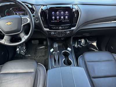 2020 Chevrolet Traverse, $28990. Photo 2