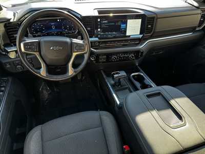 2022 Chevrolet 1500 Crew Cab, $40990. Photo 8