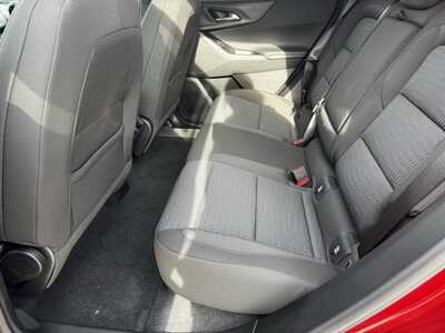 2026 Chevrolet Equinox, $31990. Photo 6