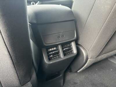 2026 Chevrolet Equinox, $31990. Photo 7