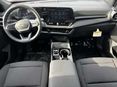 2026 Chevrolet Equinox, $31990. Photo 9