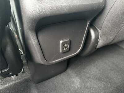 2024 Chevrolet Equinox, $23595. Photo 7