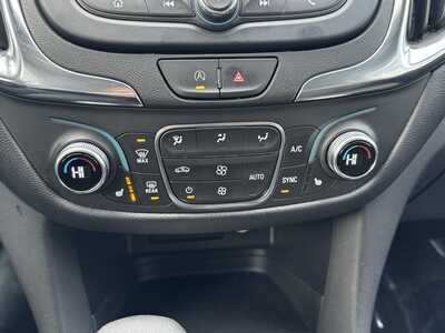 2024 Chevrolet Equinox, $22495. Photo 10