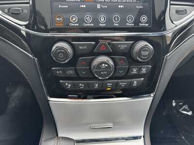 2020 Jeep Grand Cherokee, $27995. Photo 11