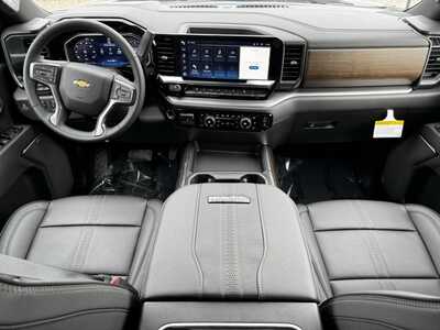 2026 Chevrolet 2500 Crew Cab, $85800.0. Photo 10