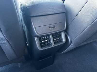 2026 Chevrolet Equinox, $31495.0. Photo 7