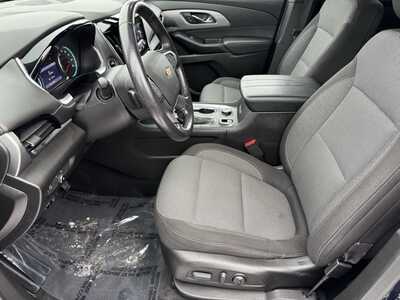 2022 Chevrolet Traverse, $27695. Photo 5