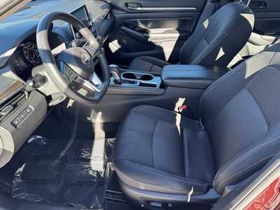 2023 Nissan Altima, $18995. Photo 5