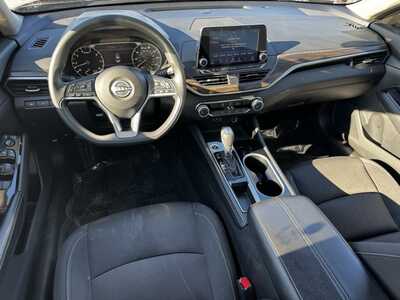2023 Nissan Altima, $18995. Photo 8