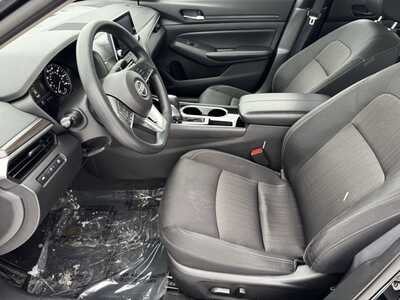 2024 Nissan Altima, $17995. Photo 5