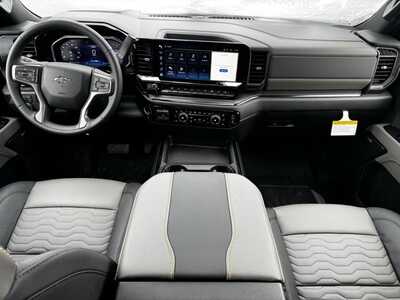 2026 Chevrolet 2500 Crew Cab, $85925.0. Photo 10