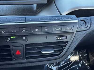 2018 BMW i3, $0. Photo 11