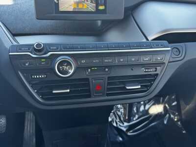 2018 BMW i3, $0. Photo 9