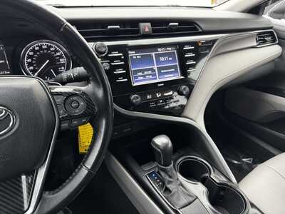 2020 Toyota Camry, $16895. Photo 11